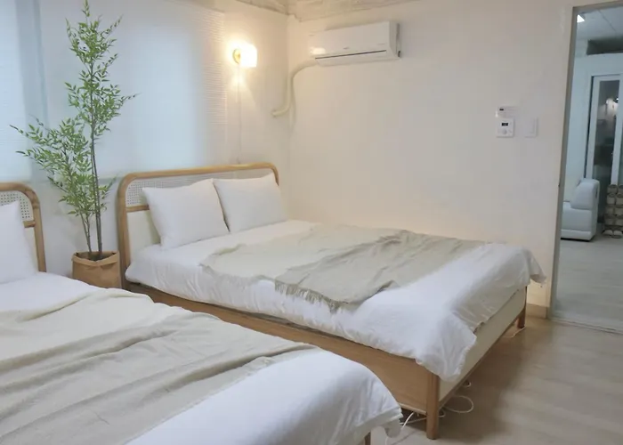 합정, 홍대 따뜻한 집
